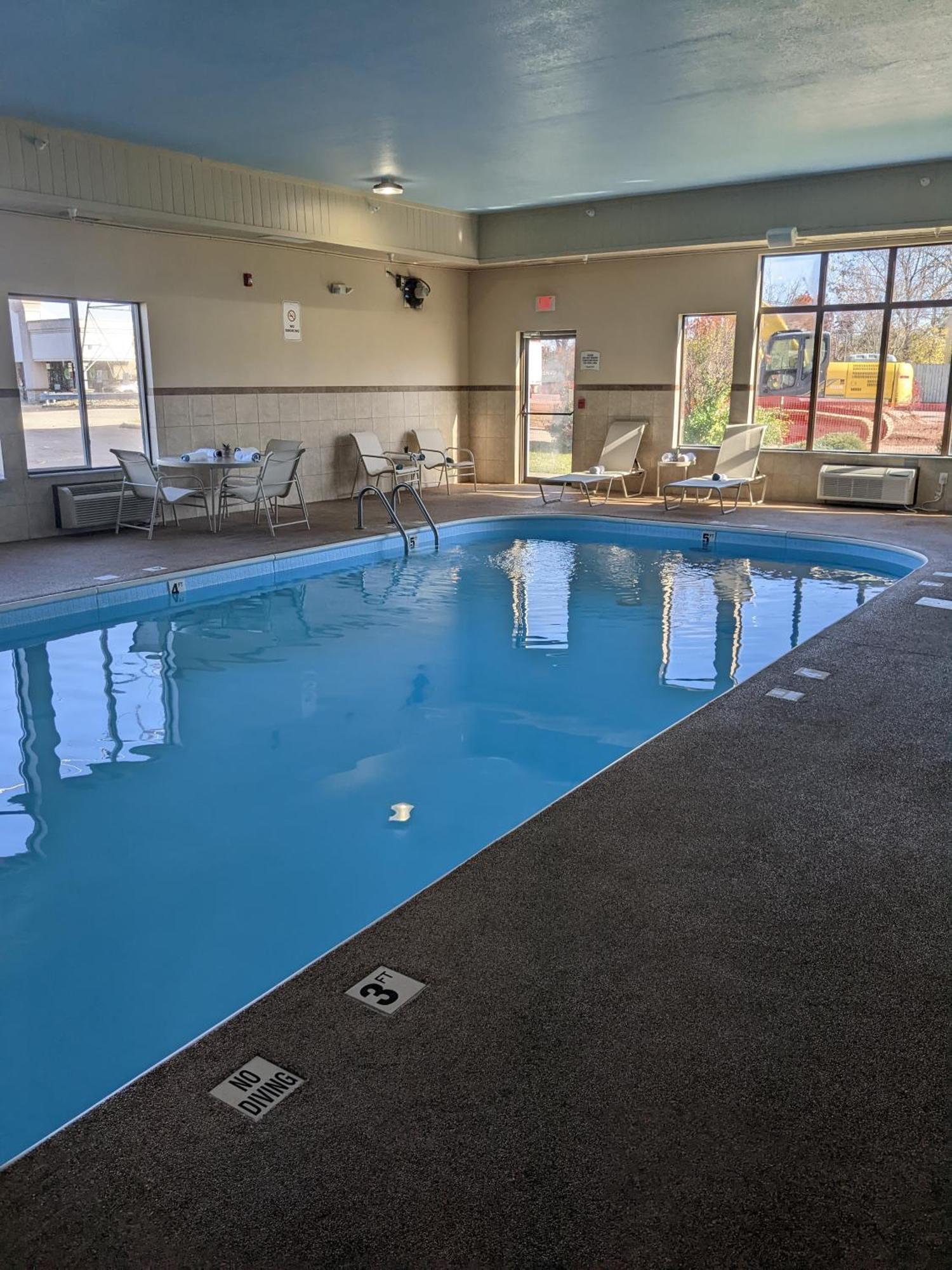 Quality Inn & Suites Delaware Exterior foto