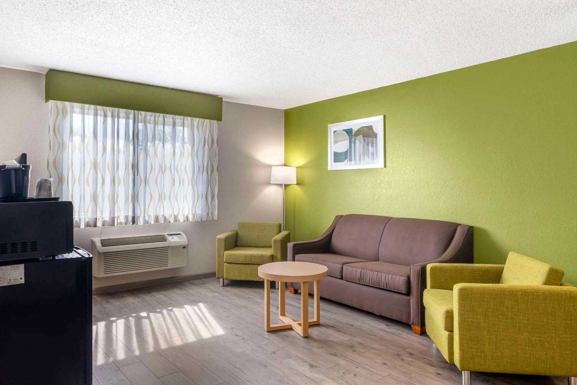 Quality Inn & Suites Delaware Exterior foto