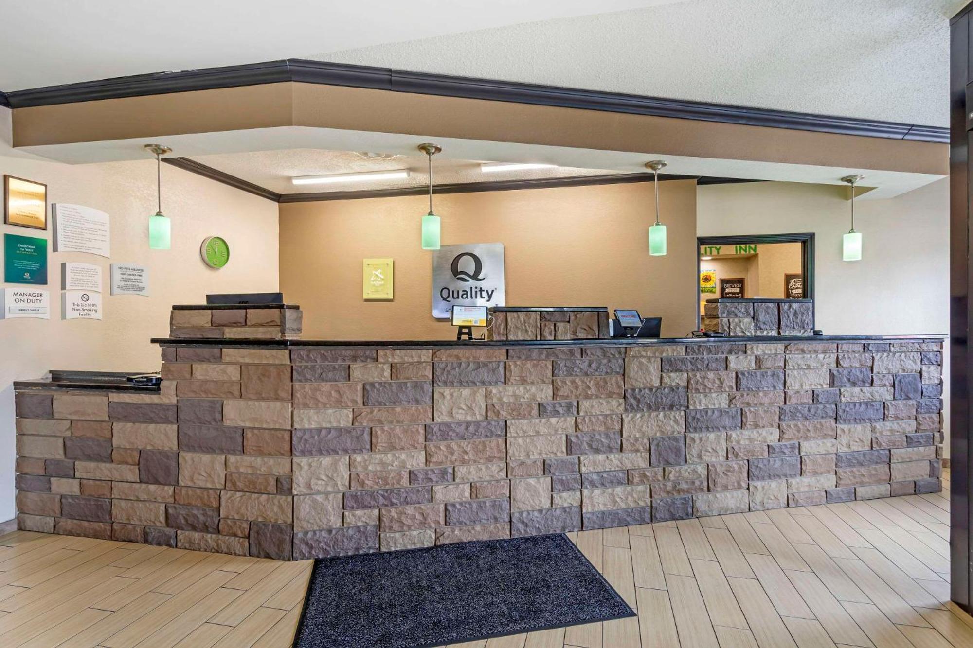 Quality Inn & Suites Delaware Exterior foto